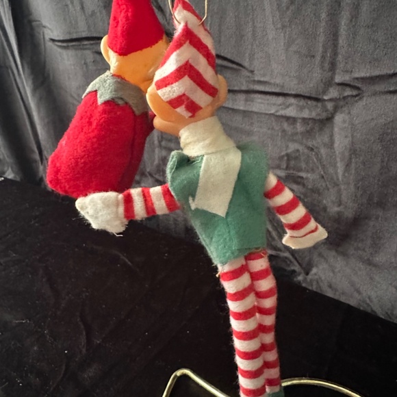 Vintage, 2 Pixie Elves, approximately 7” long - Picture 4 of 5